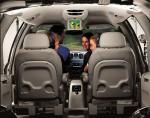 Chrysler Town & Country 2005 года